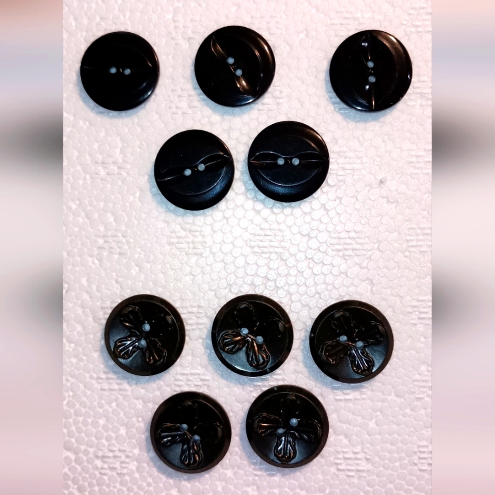 Vintage buttons. Lot of 10 black buttons.  Two different styles.  5 of each.